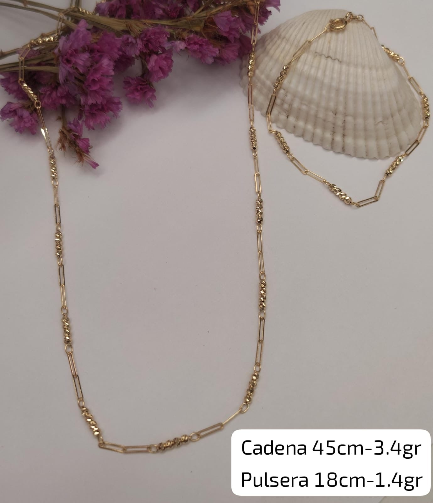 Conjunto pulsera y cadena de oro